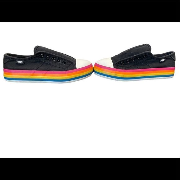 Rocket Dog Shoes - ROCKET dog , size 4, black , rainbow bottom
